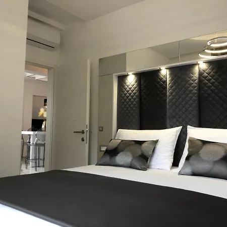 Apartman Skypool 77 With Private Pool Makarska