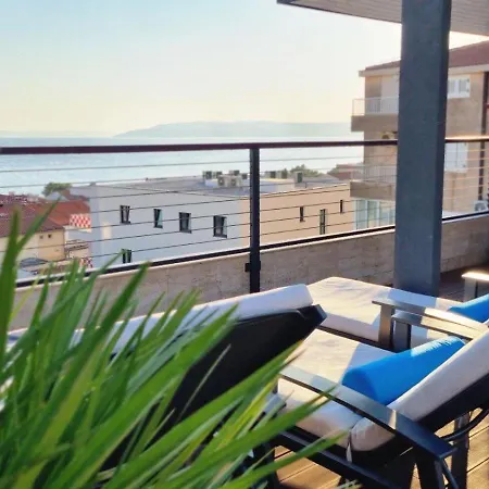 Skypool 77 With Private Pool Apartman